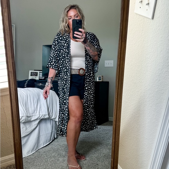 She + Sky Kimono - Picture 3 of 4